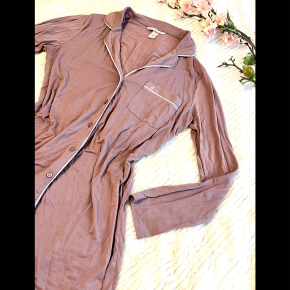Victoria's Secret Other - EUC S VS Purple Super Soft !!!! front button down Long Sleeve Pajama